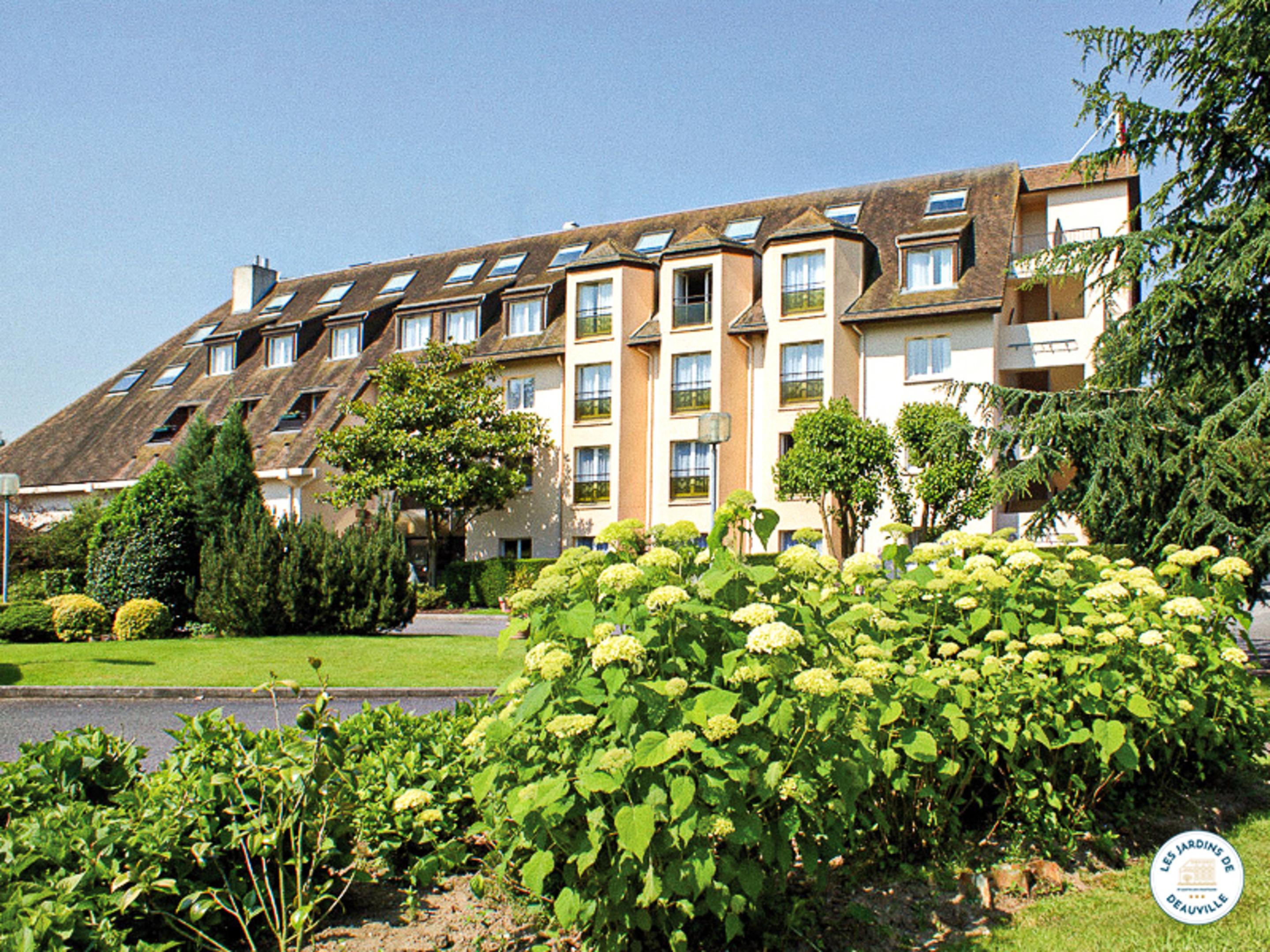 Hotel Les Jardins De Deauville Saint-Martin-aux-Chartrains Exterior foto